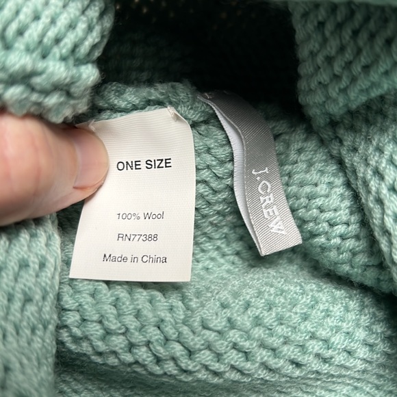 J.CREW | Fun wool hat with pom-poms! - Picture 4 of 7